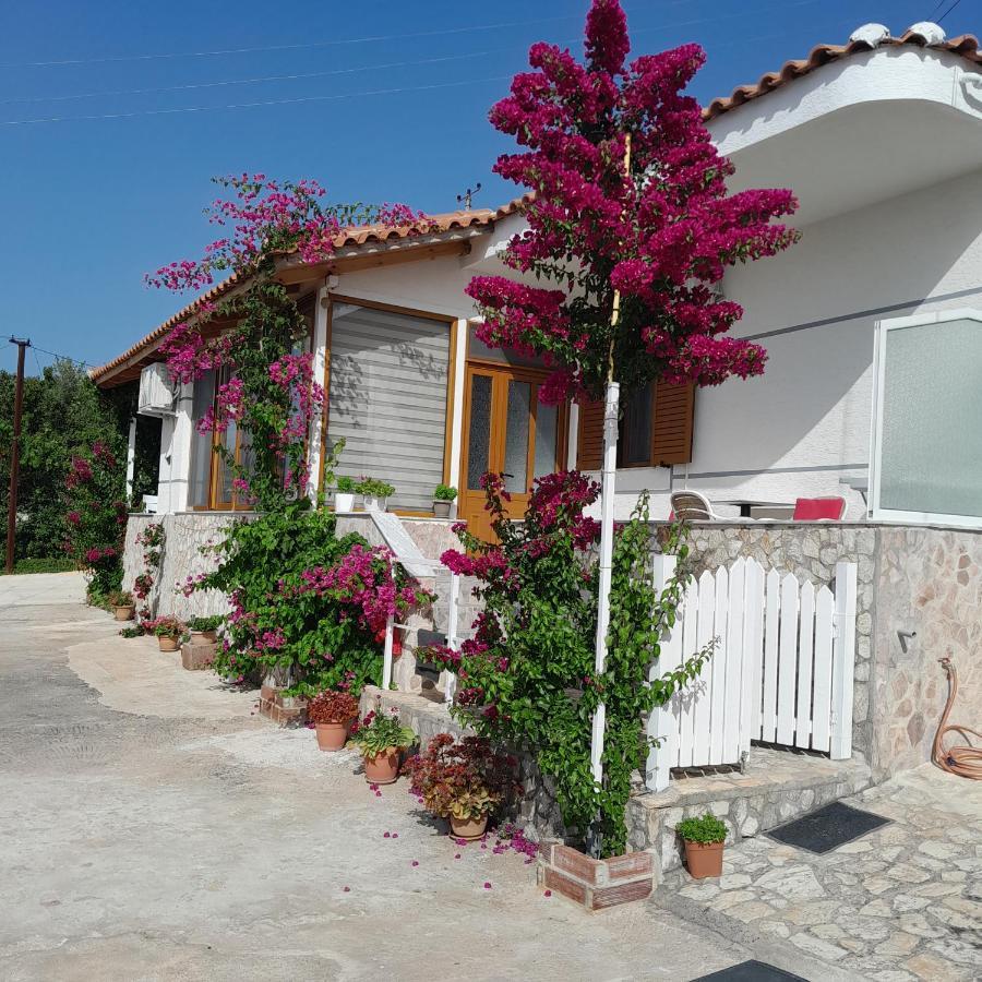 Denni'S Home Σαράντα Εξωτερικό φωτογραφία